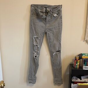 Woman’s skinny jeans